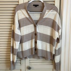 Size large Ann Taylor slouchy v-neck cardigan.